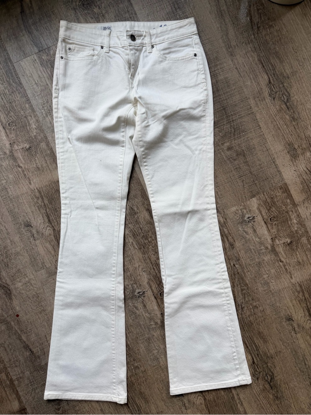 GAP White Flare Jeans - Clean Wide Leg